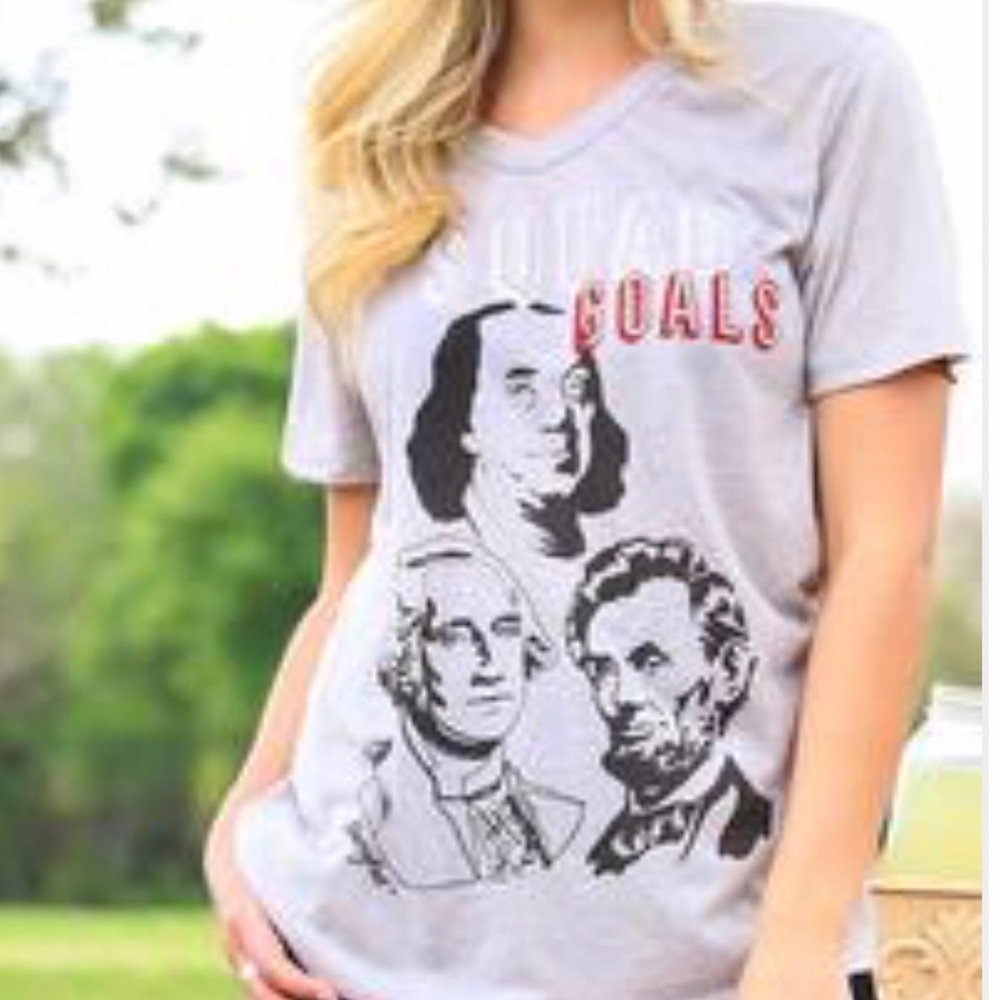 💥CLEARANCE💥Soft Grey Squad Goals Money T Shirt